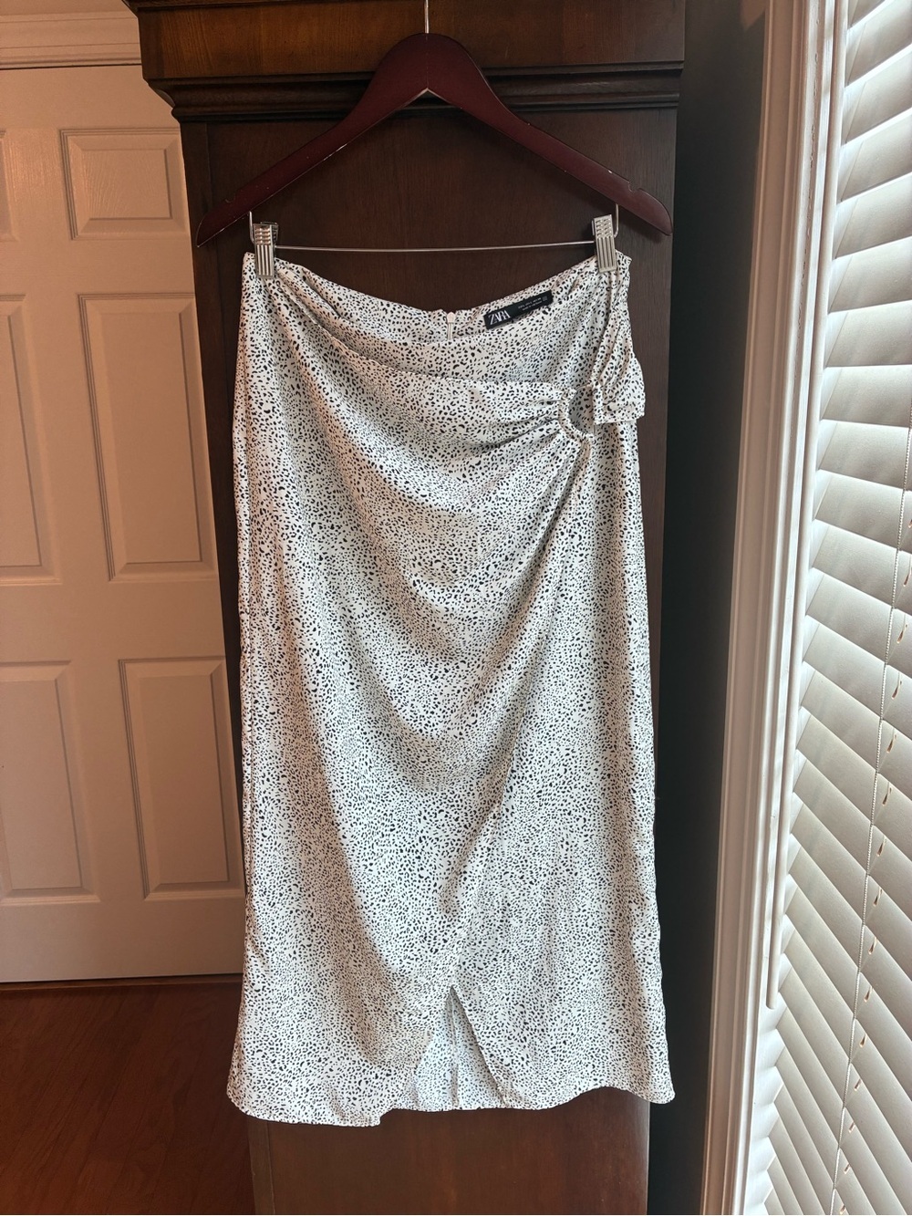 Zara Printed Ring Detail Wrap Midi Skirt Size Large - Picture 2 of 8